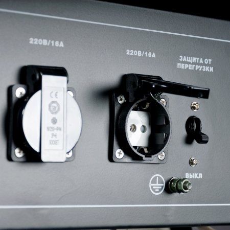 Бензиновый генератор FUBAG BS 3300 A ES с электростартером и коннектором автоматики в Иваново фото