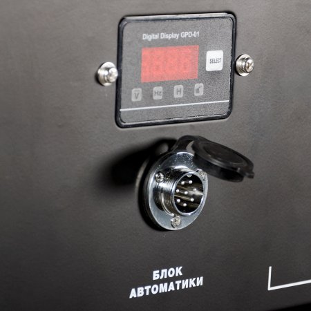 Бензиновый генератор с электростартером и коннектором автоматики FUBAG BS 7500 A ES в Иваново фото